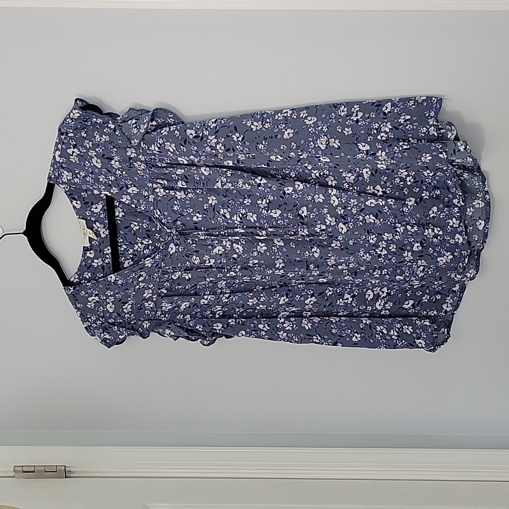 Short sleeve blue colored blouse